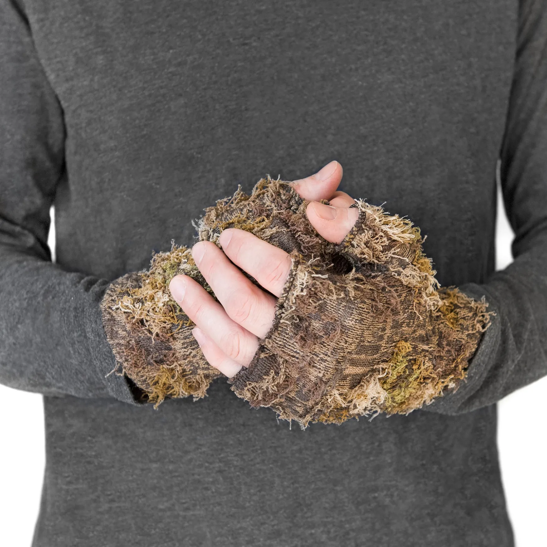 QuietWear Men's Fingerless Camo Grass Gloves