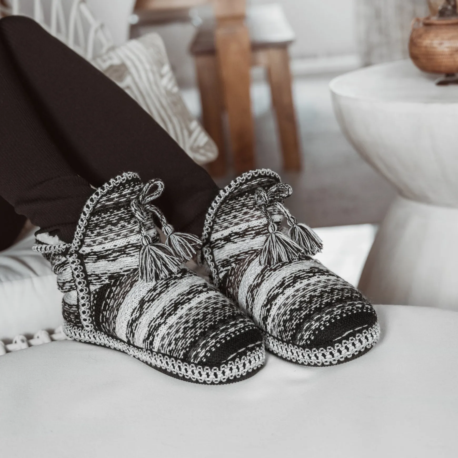 Women's Amira Slippers