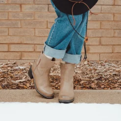 Women's Logger Niagara Boots