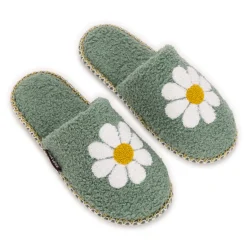 Women's Novelty Punch Needle Scuff